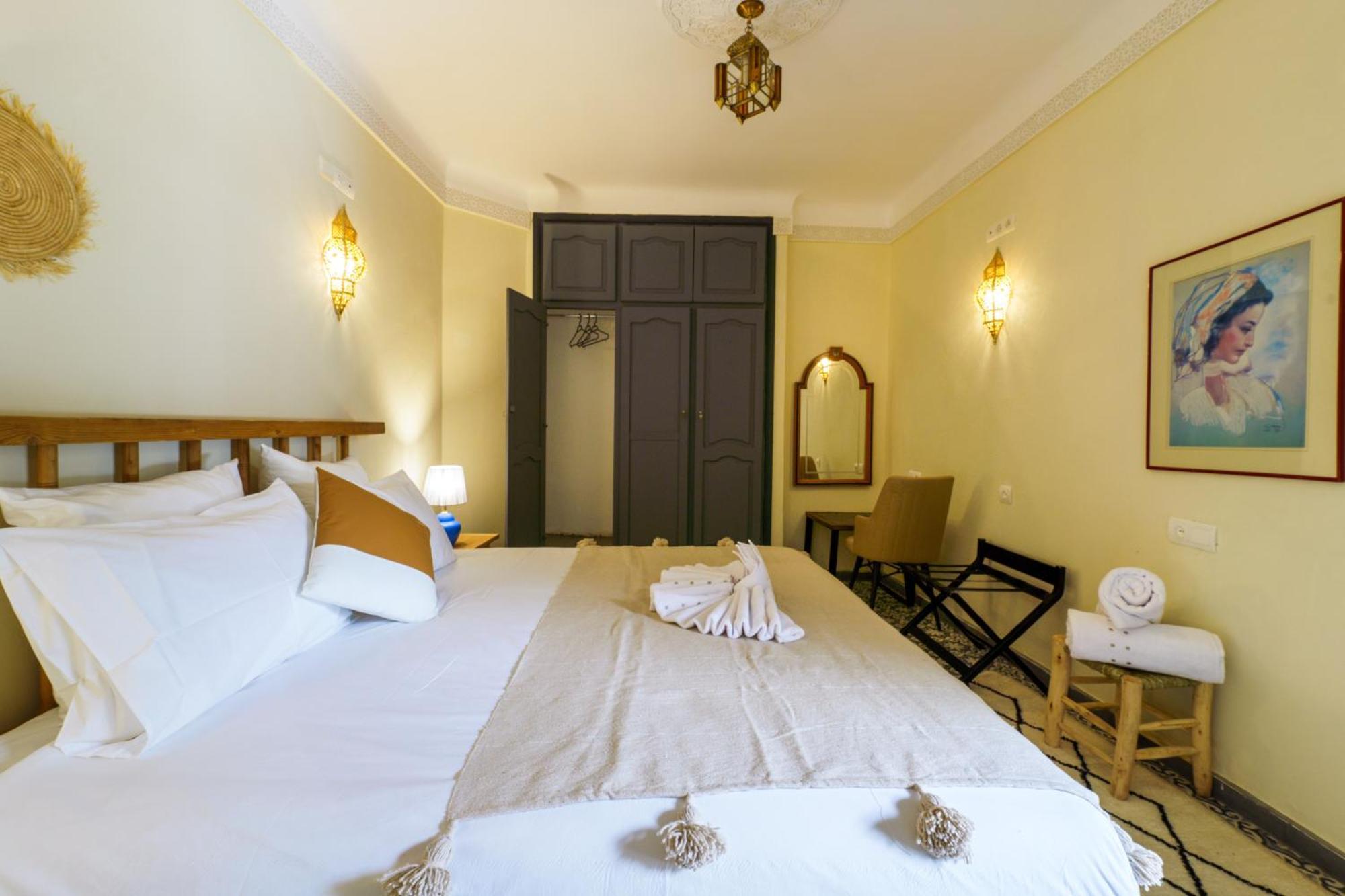 Riad 4 Chambres - Piscine & Petit Dejeuner Gratuit - Wifi Fibre Optique Marrakesch Exterior foto