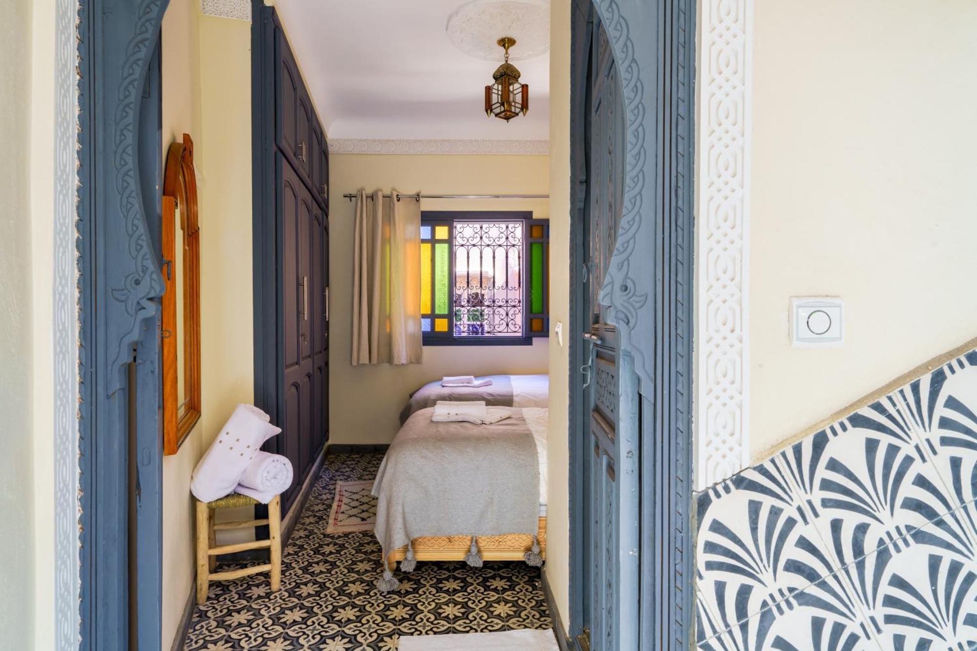 Riad 4 Chambres - Piscine & Petit Dejeuner Gratuit - Wifi Fibre Optique Marrakesch Exterior foto