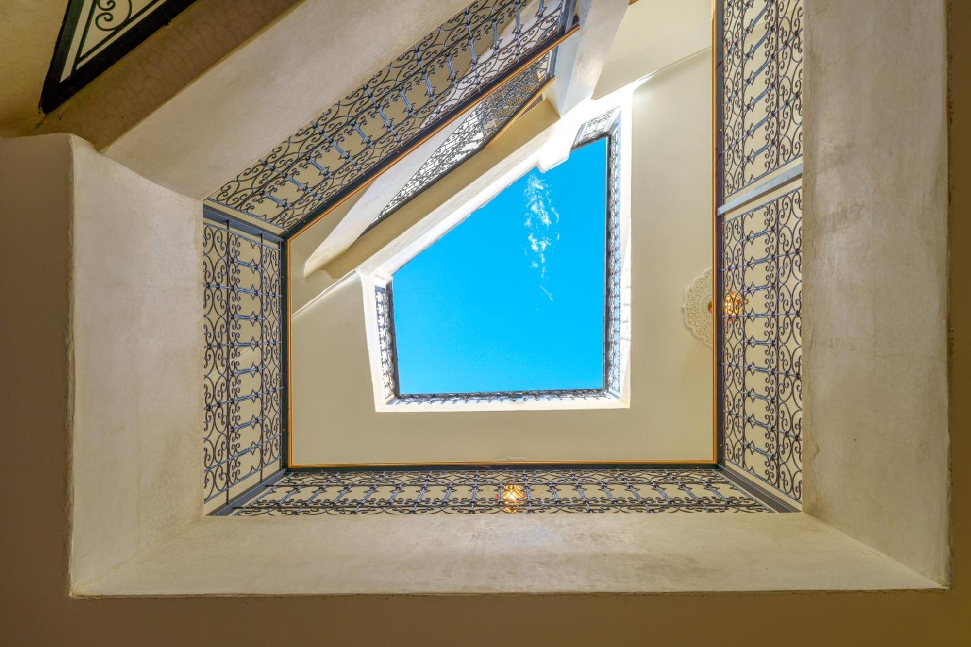 Riad 4 Chambres - Piscine & Petit Dejeuner Gratuit - Wifi Fibre Optique Marrakesch Exterior foto