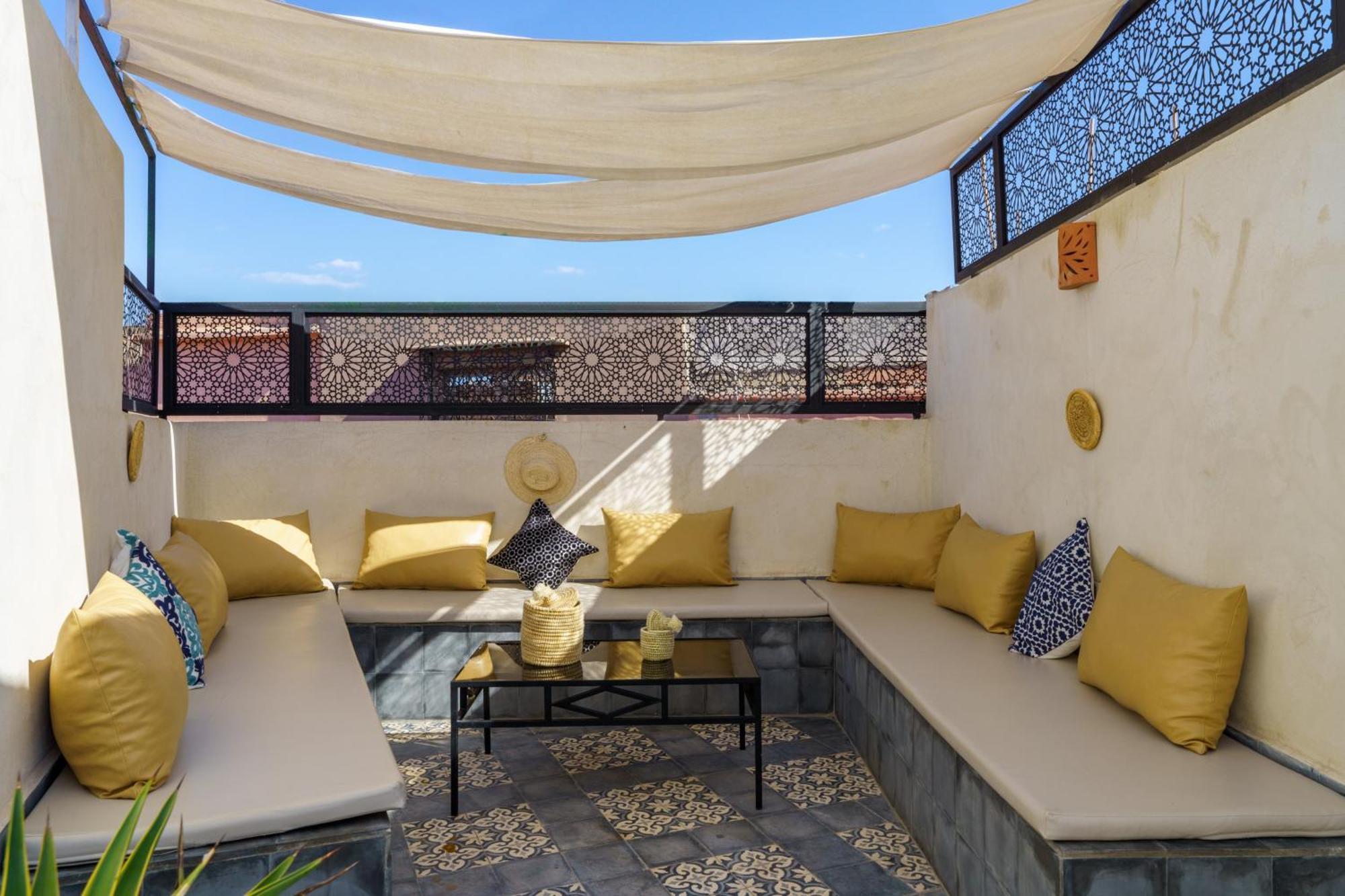 Riad 4 Chambres - Piscine & Petit Dejeuner Gratuit - Wifi Fibre Optique Marrakesch Exterior foto